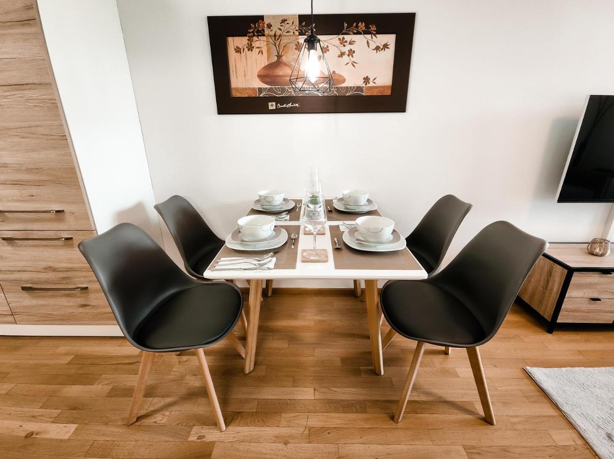 Vienna Green - Modern New Apartment, Old Danube Exterior foto
